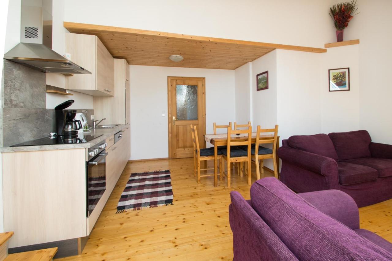 Familienferienhof Stabauer Zell am Moos Esterno foto